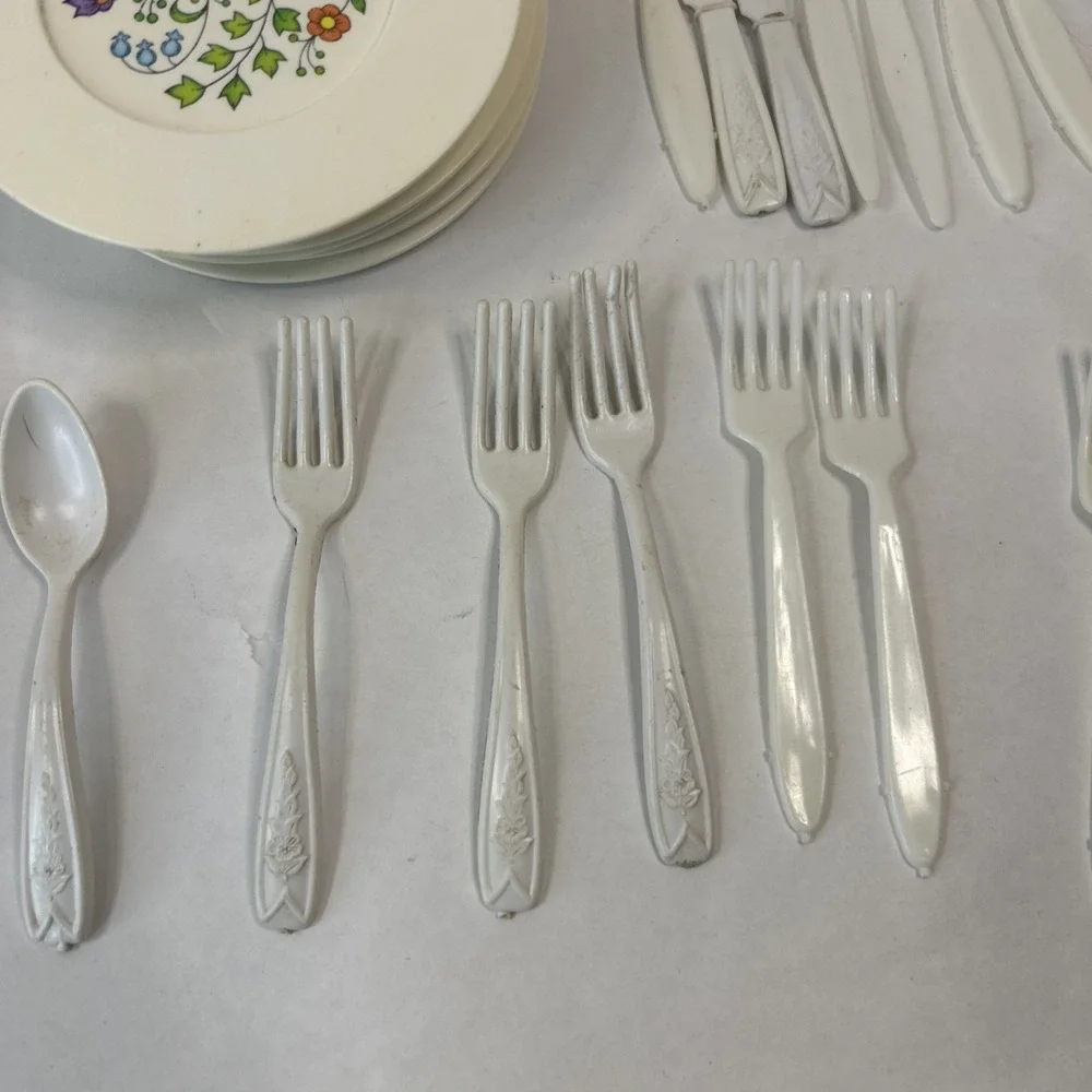 Vintage Chilton Toy Dishes Lot Plastic Aluminum Specialty Kitchen Playset‎ Read